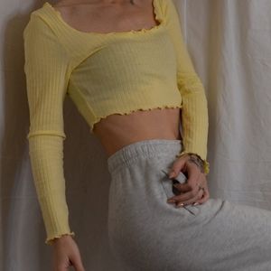 Crop top jaune pastel